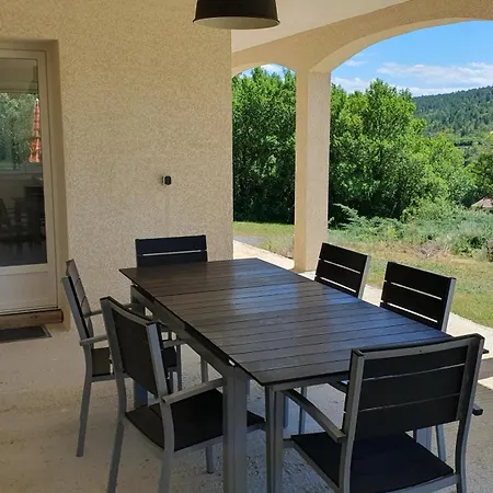 Le De Berignac Holiday home *