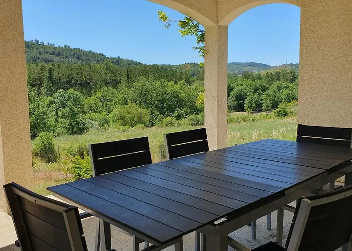 Le De Berignac Tatil Evi *